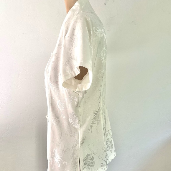 NWOT Vintage Asian Chinese White Floral Classic Minimalist Button Up Neutral Top - Picture 5 of 10
